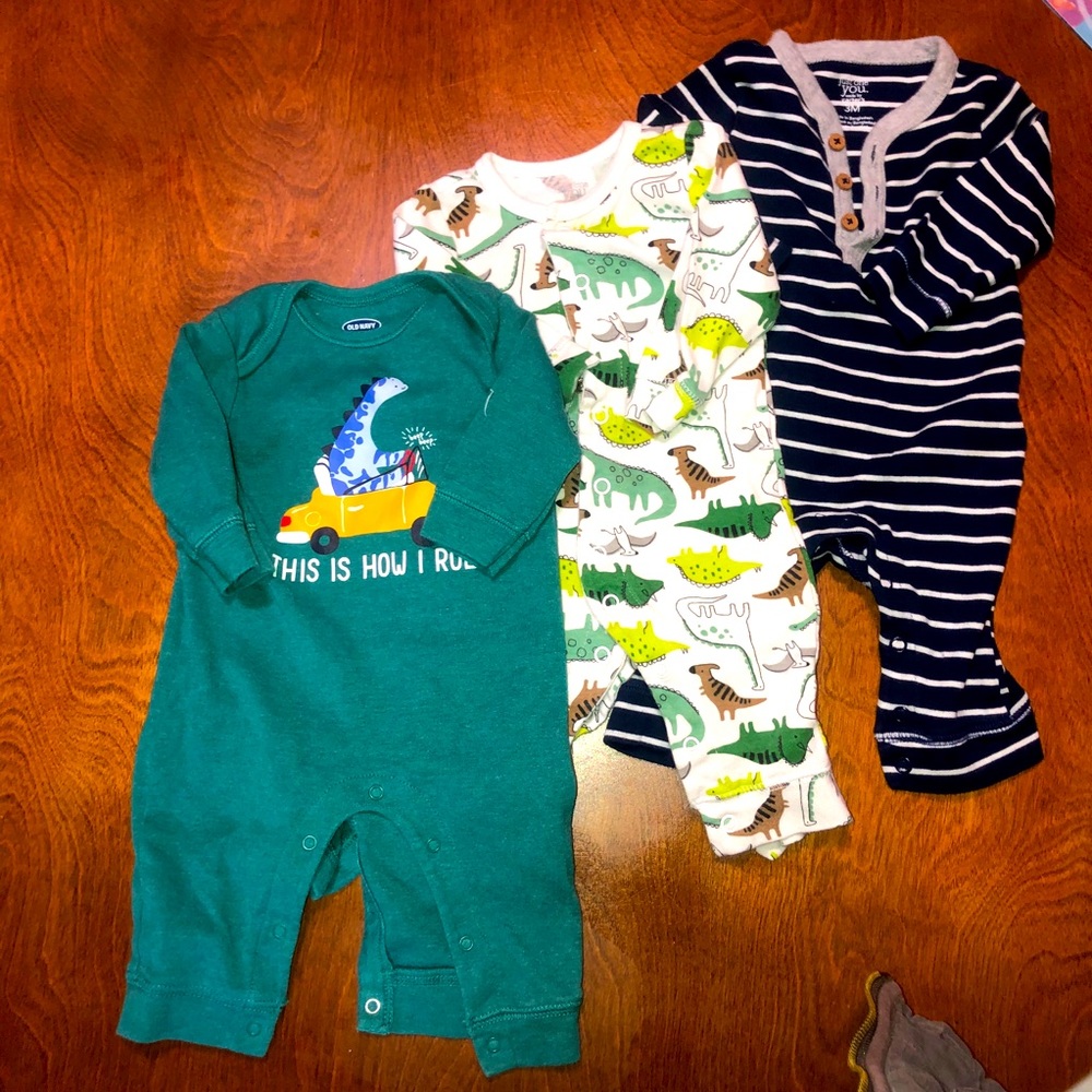 3 baby boy sleepers 0-3